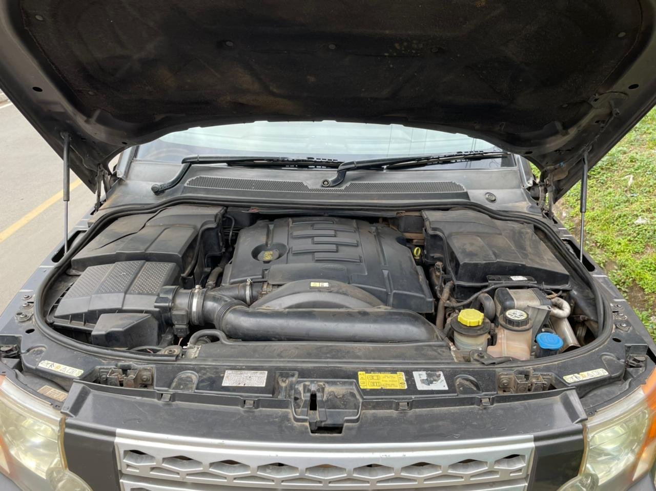 Discovery 3 TDV6 HSE pay 30% 70% in 60 Monthly installments Free Triple Sunroof