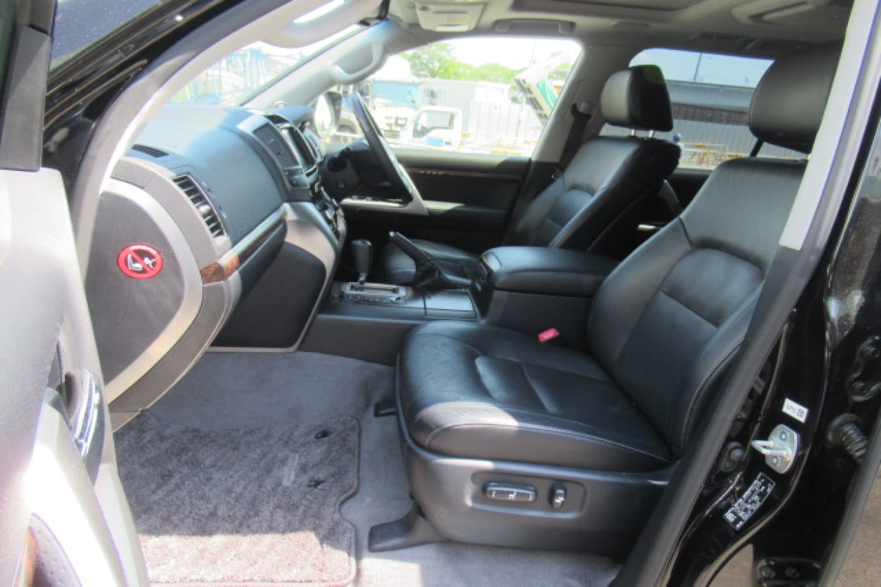 2014 Toyota Landcruiser ZX Fully loaded New Trade in bank finance Ok Offer!