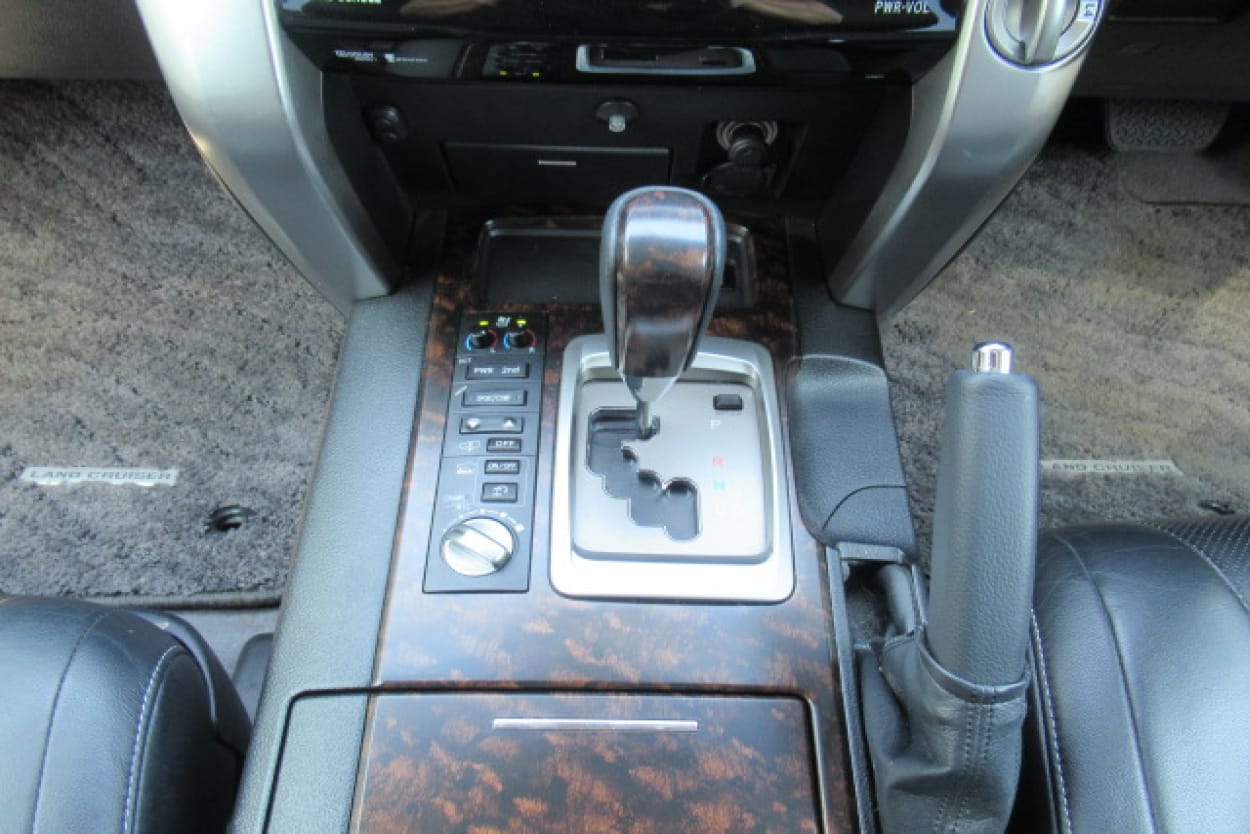 2014 Toyota Landcruiser ZX Fully loaded New Trade in bank finance Ok Offer!