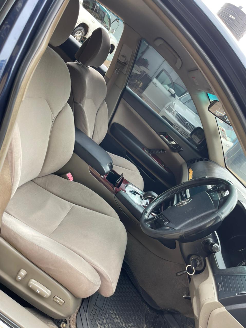 Toyota Mark x 2006 Pay 20% 80% in 60 MONTHLY INSTALLMENTS Offer 550k