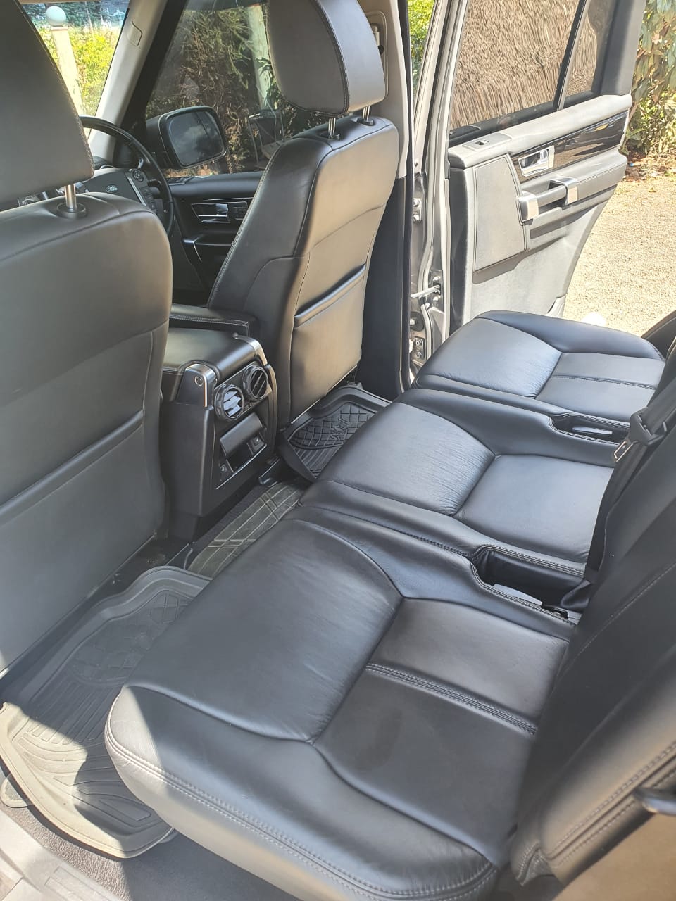 Discovery 4 HSE  2011 Asian Owner HIRE PURCHASE TRADE IN OK As New Wow