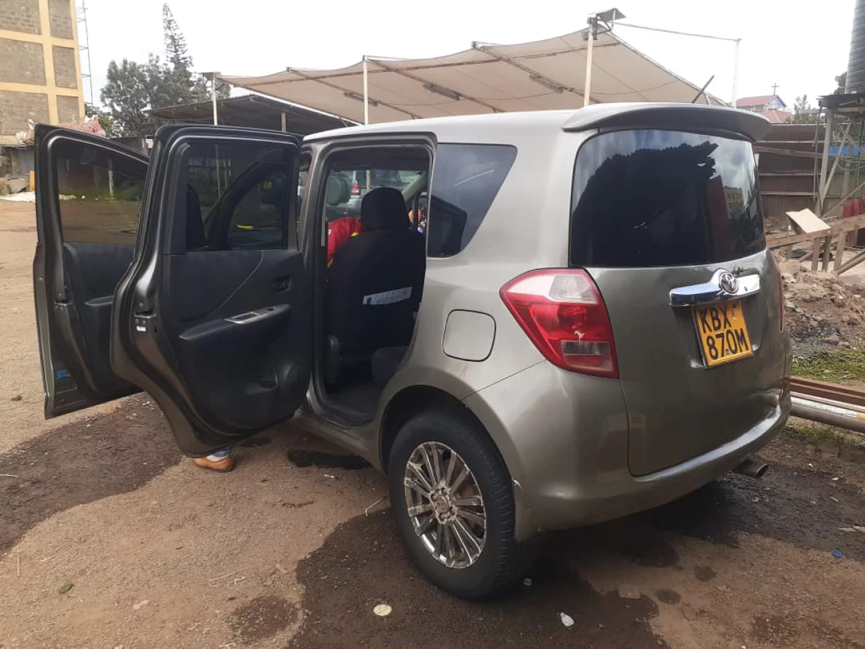 Cars For Sale/Vehicles-Toyota Ractis 2006 350k ONLY on offer 1