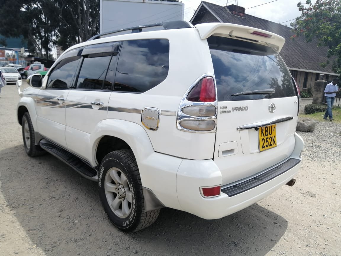 Toyota Prado 2006 Pay 30% 70% in 60 Monthly INSTALLMENTS As New on offer