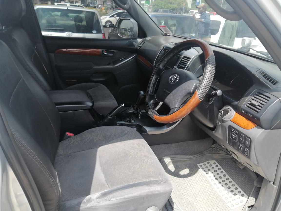 Pay 20% 80% in 60 Monthly INSTALLMENTS Toyota Prado 2006 clean As New
