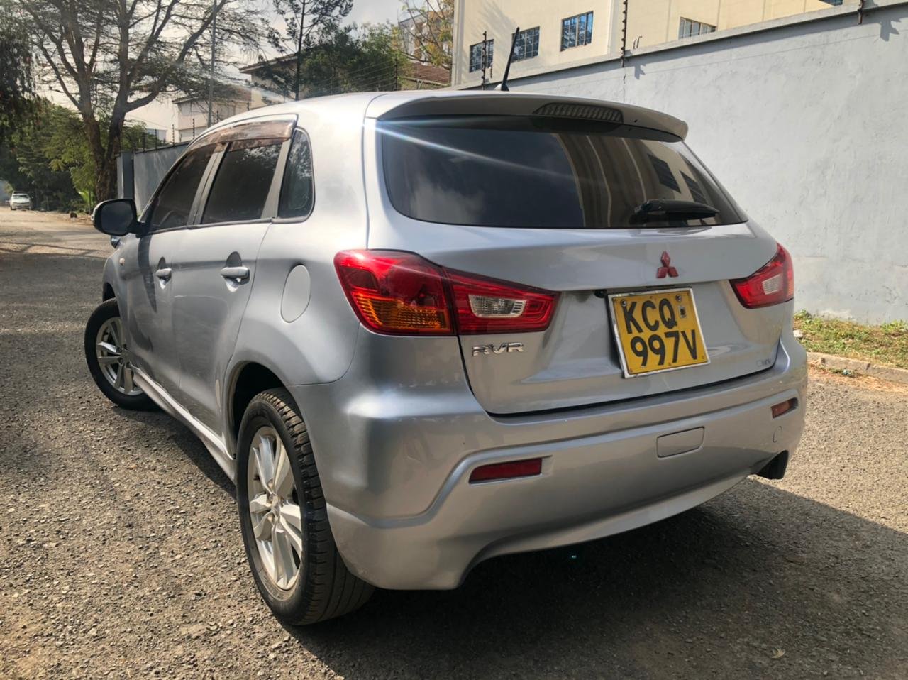 Mitsubishi RVR 2011 Pay 20% 80% in 60 Monthly Installments As New