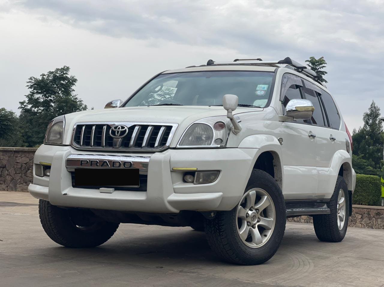 Toyota Prado 1.5M  Sunroof 7 Leather seats -Pay 20% 80% in 60 MONTHLY INSTALLMENTS