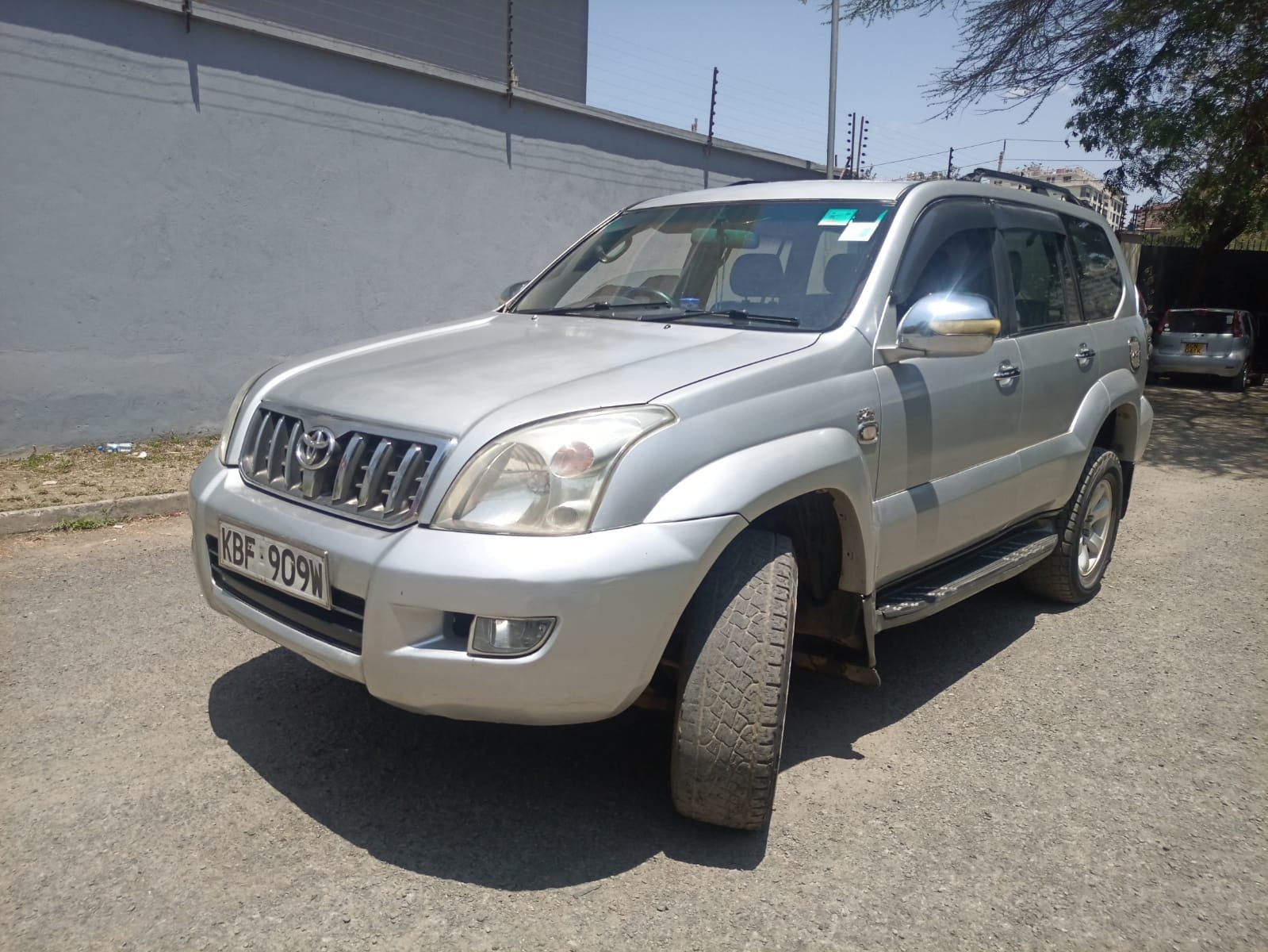 2006 Toyota Prado Diesel Sunroof 1.4M ONLY Pay 20% Deposit