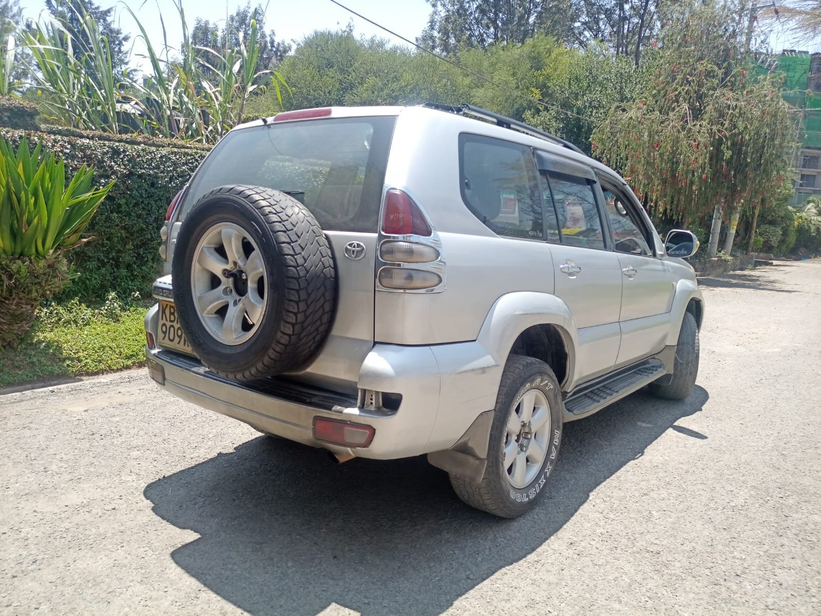 2006 Toyota Prado Diesel Sunroof 1.4M ONLY Pay 20% Deposit