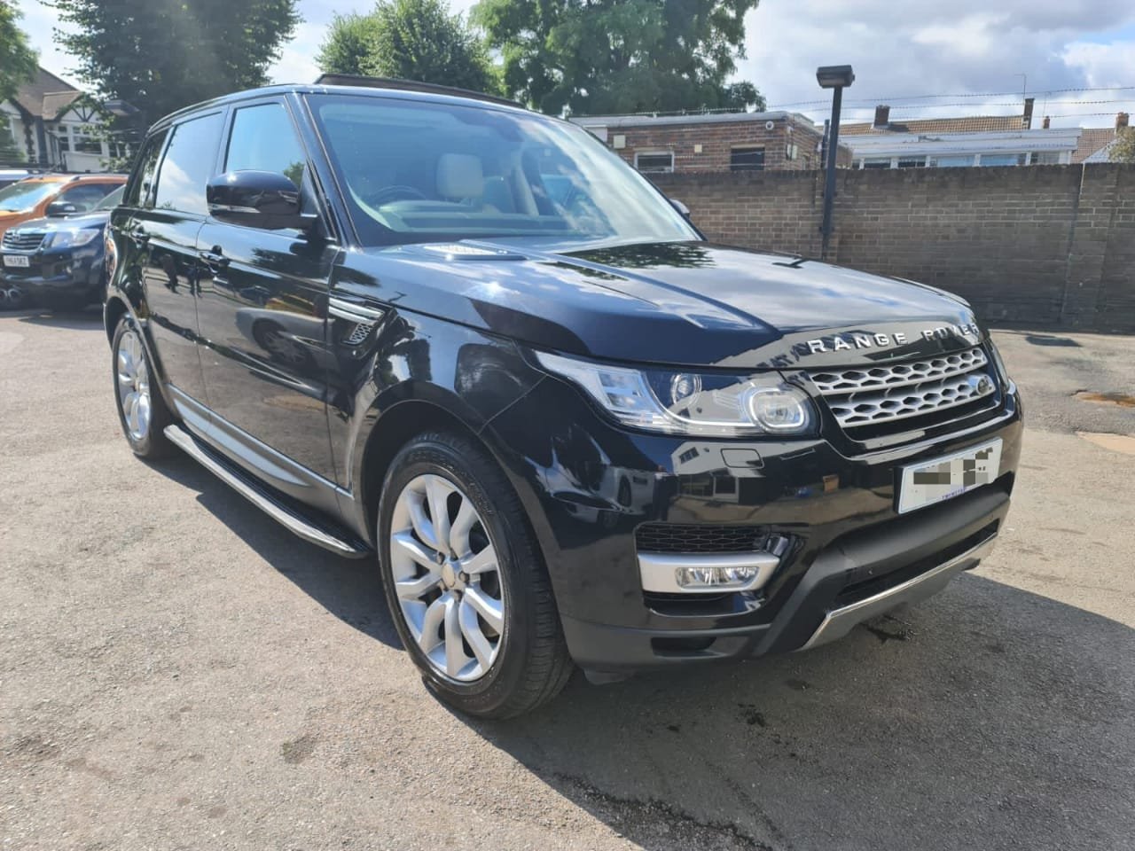 Range Rover sport 2014 Fully Loaded New Shape Hottest Deal in Kenya