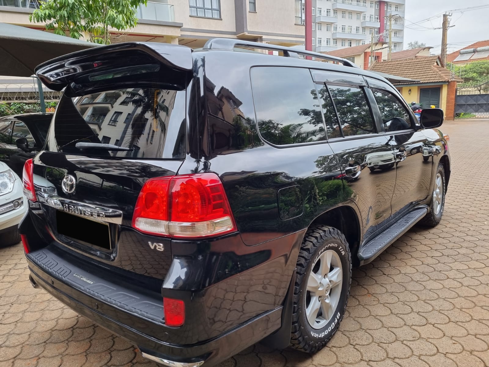 Toyota Landcruiser VX V8 2008 Cleanest As New Cheapest offer