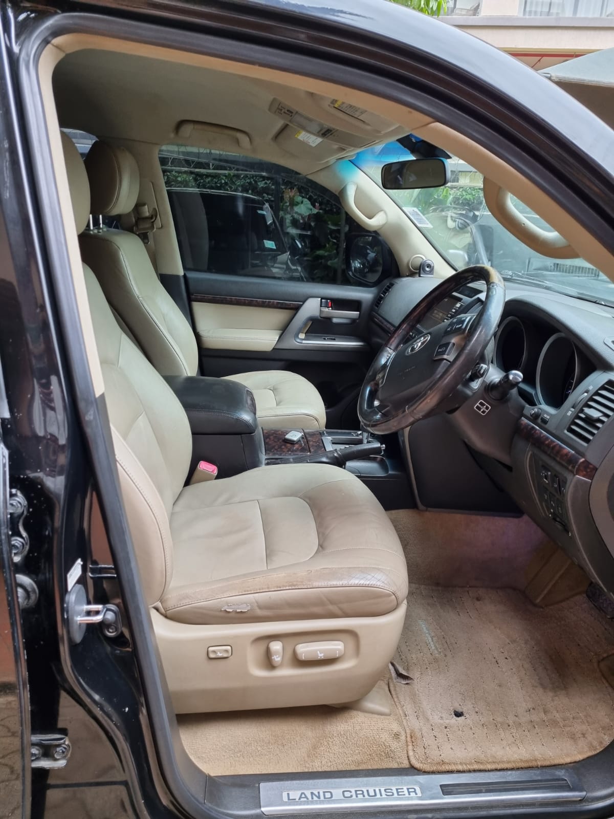 Toyota Landcruiser VX V8 2008 Cleanest As New Cheapest offer