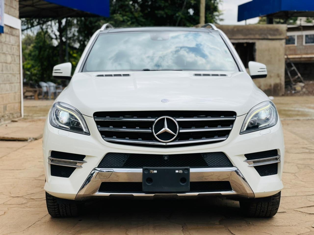 2015 Mercedes ML 350 AMG Line 4MATIC New  hottest Deal