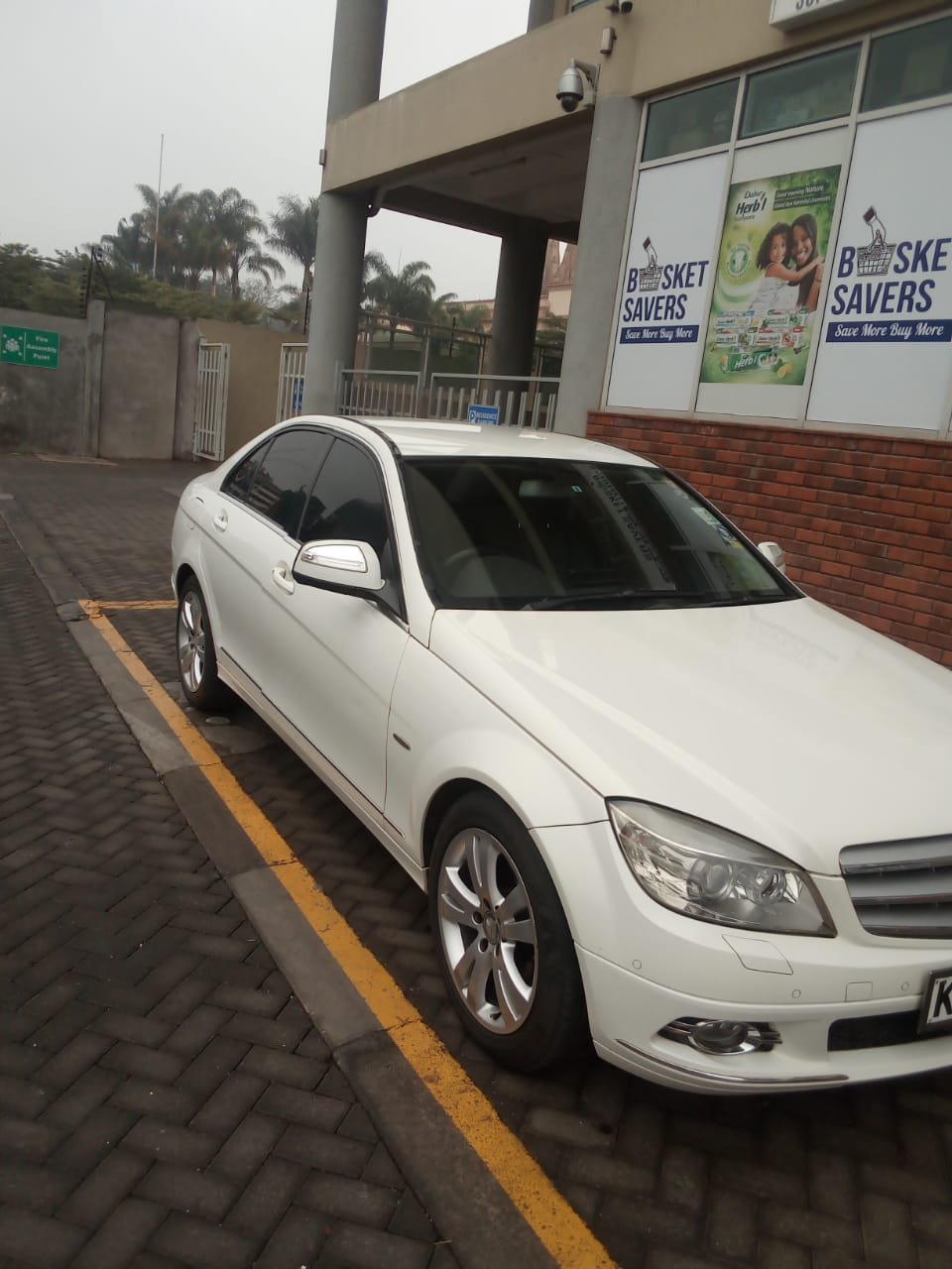 Mercedes Benz C200 2007 Pay 20% Deposit hot as New