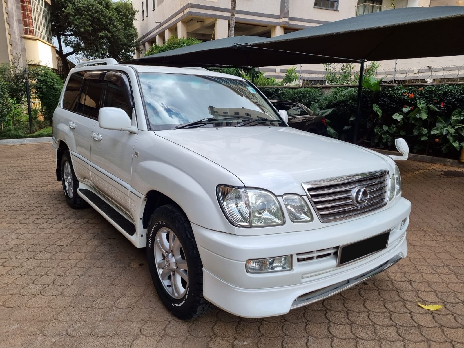 TOYOTA LEXUS LX470 Cygnus 2005  Pay 30% ENJOY