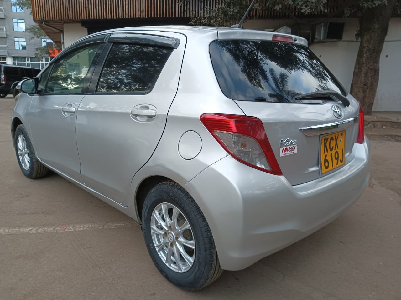 Toyota VITZ 1300cc pay 20% deposit, hot discount!