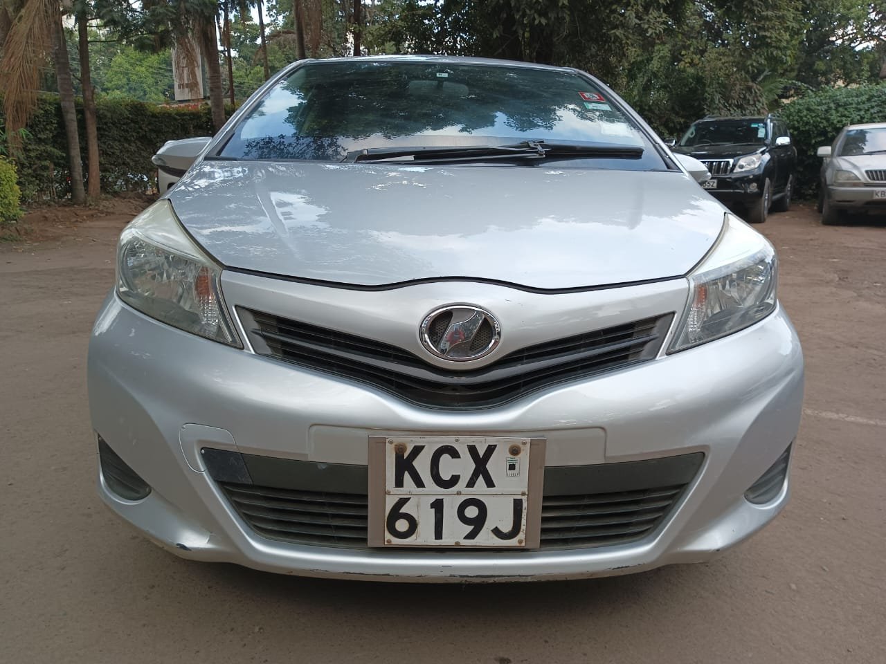 Toyota VITZ 1300cc pay 20% deposit, hot discount!