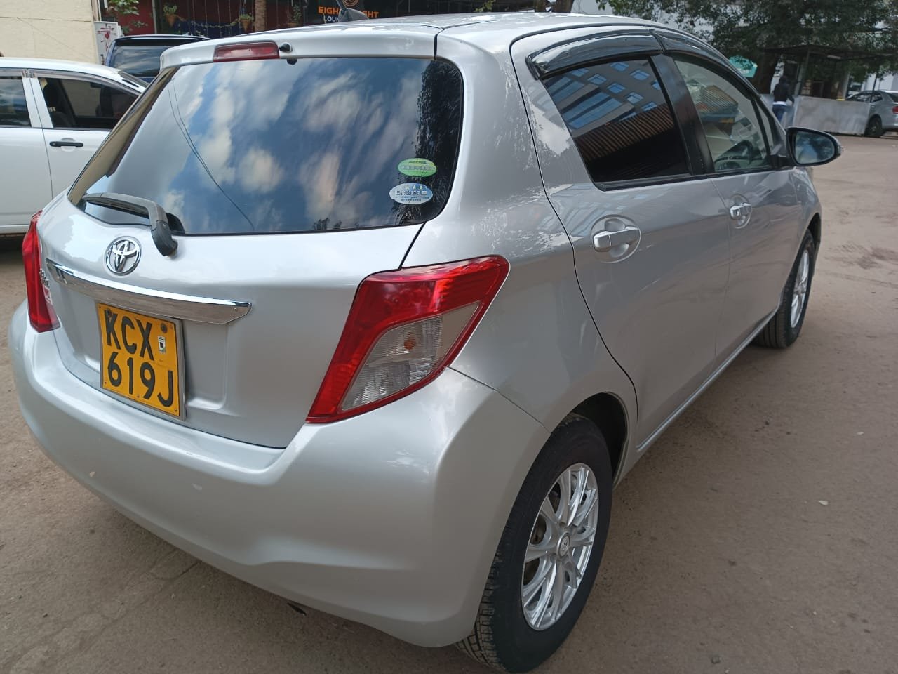 Toyota VITZ 1300cc pay 20% deposit, hot discount!