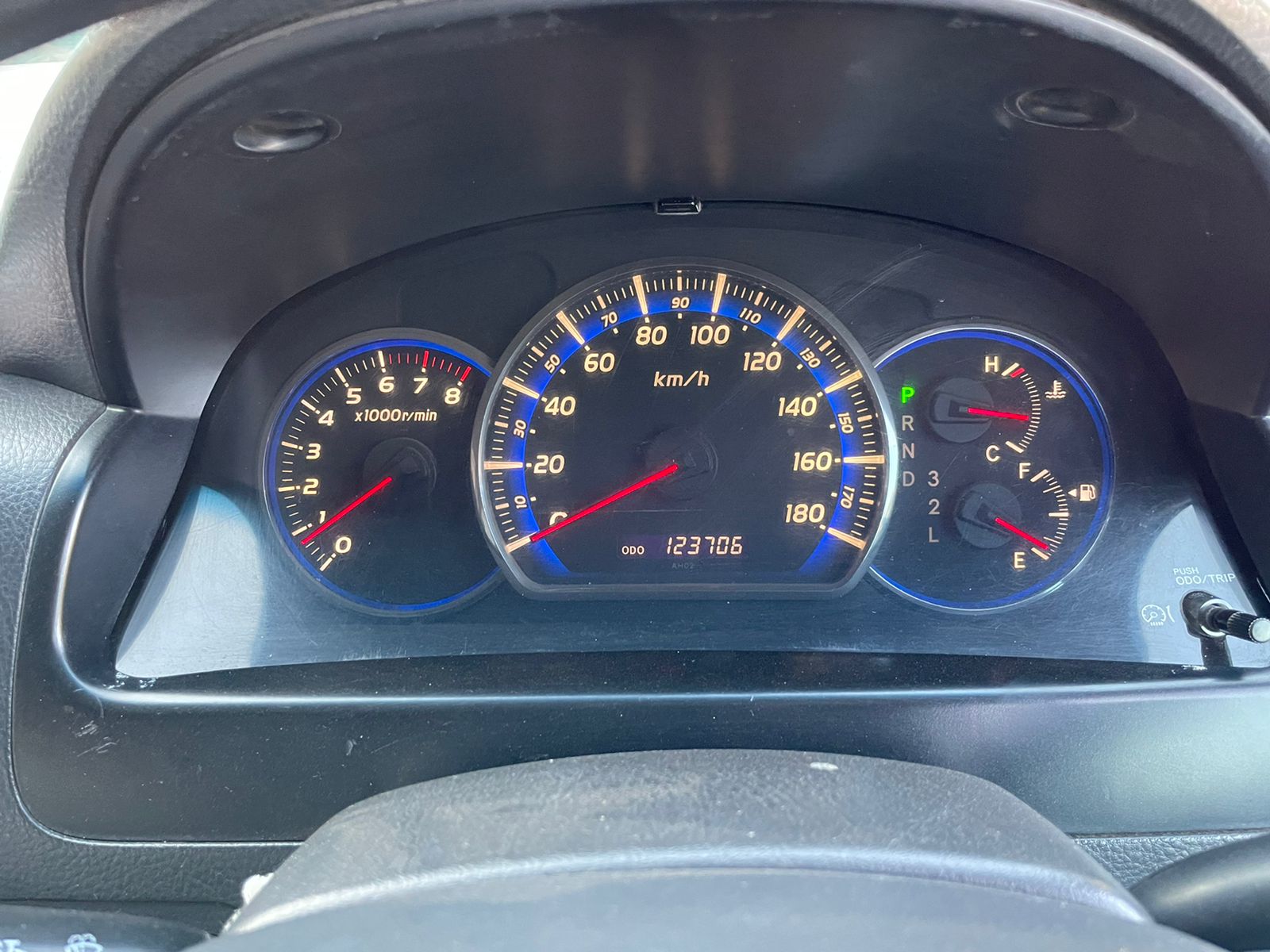 Toyota Alphard Black 2007 You Pay 20%  Trade in OK