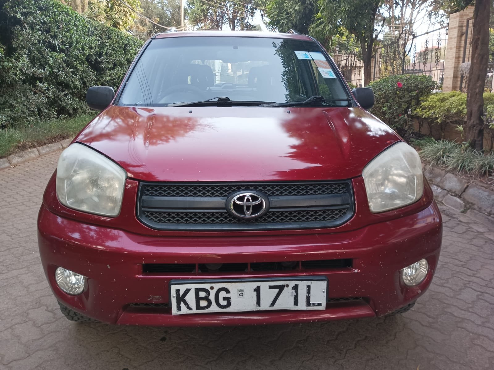 Toyota RAV4 2004 wine Red pay 20% deposit New Offer