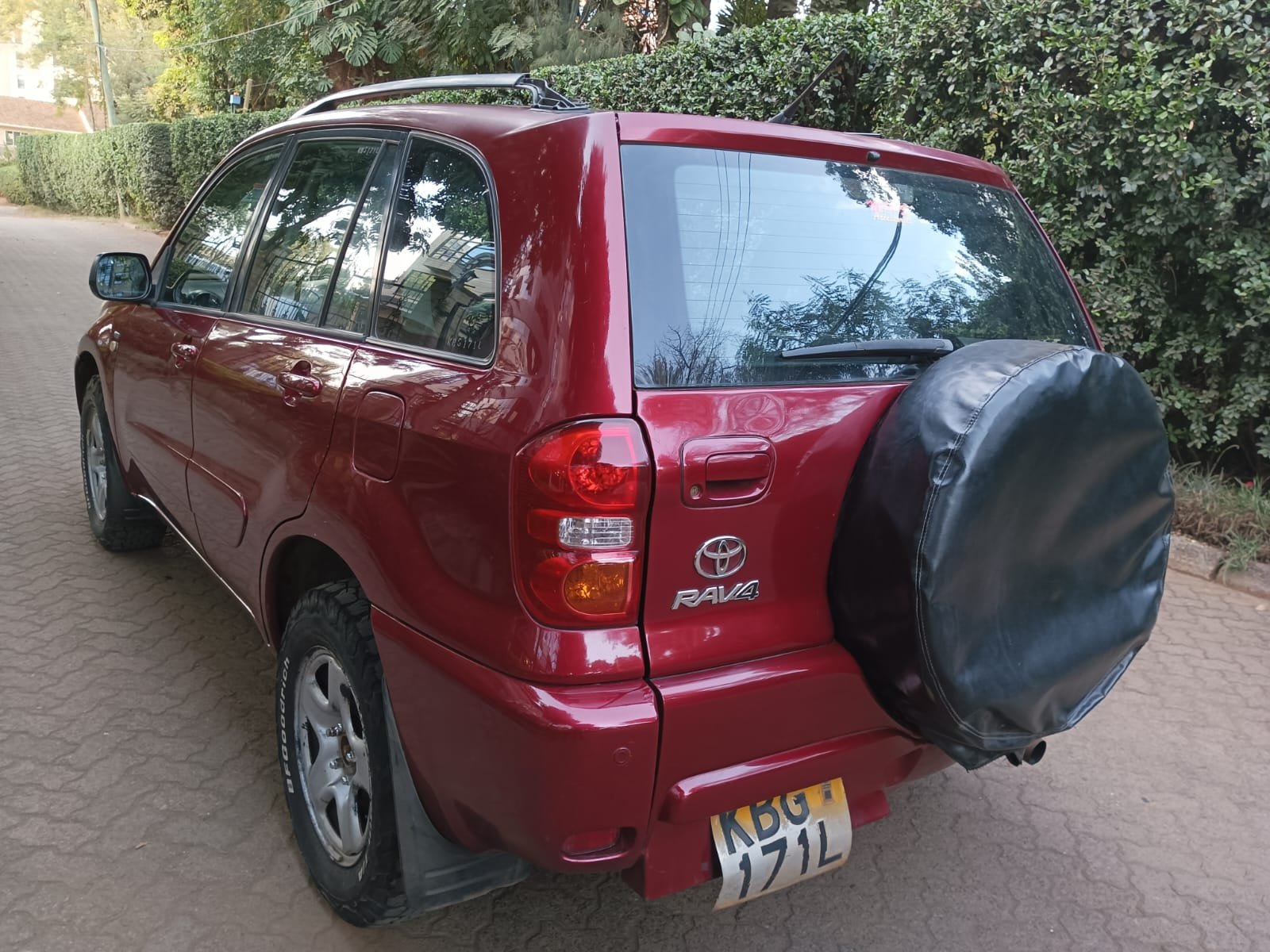 Toyota RAV4 2004 wine Red pay 20% deposit New Offer