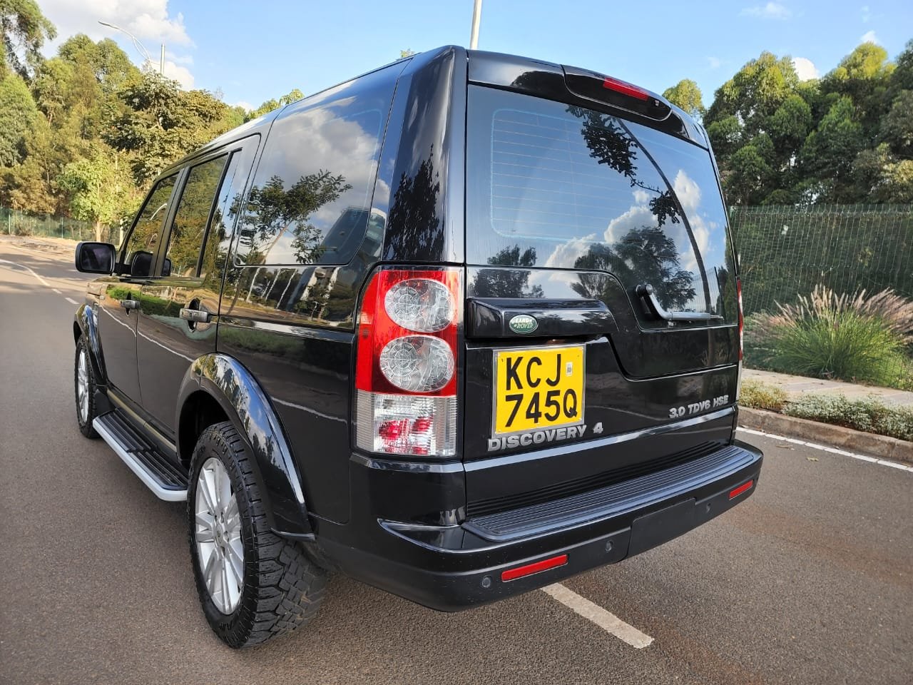 DISCOVERY 4 TDV6 triple Sunroof You Pay 20% Deposit