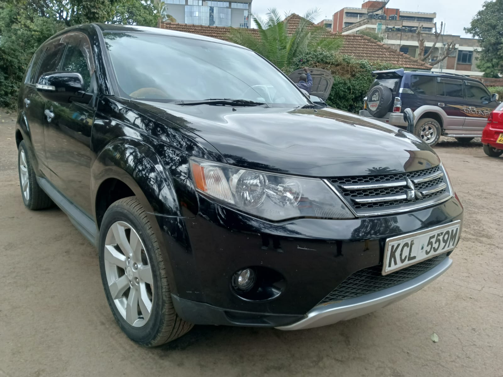 2010 Mitsubishi Outlander 7 seater Trade in Ok Pay 20% Deposit