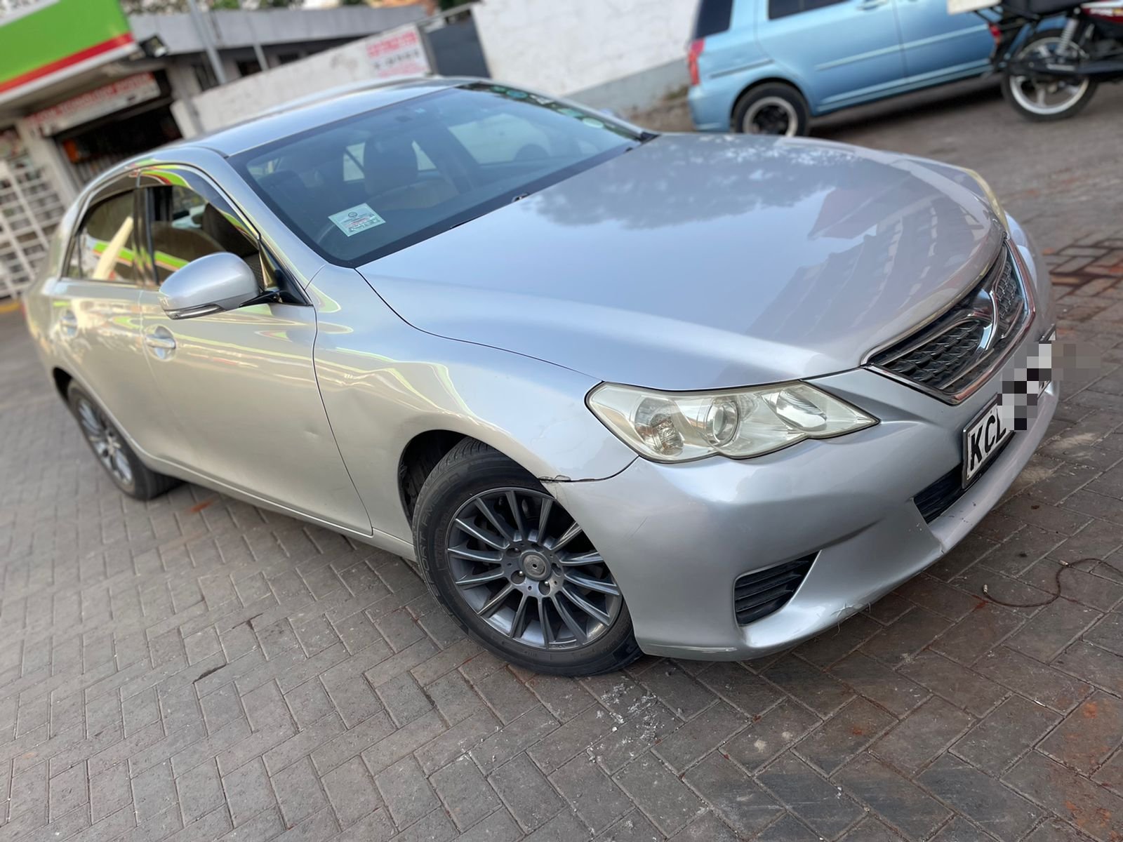 Toyota MARK X 2010 Pay 20% deposit Trade in Ok