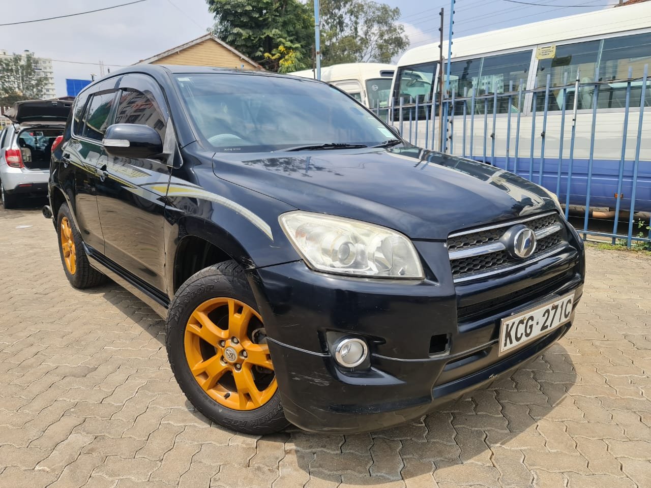 Toyota RAV4 2011 with SUNROOF Pay 20% deposit Trade in Ok