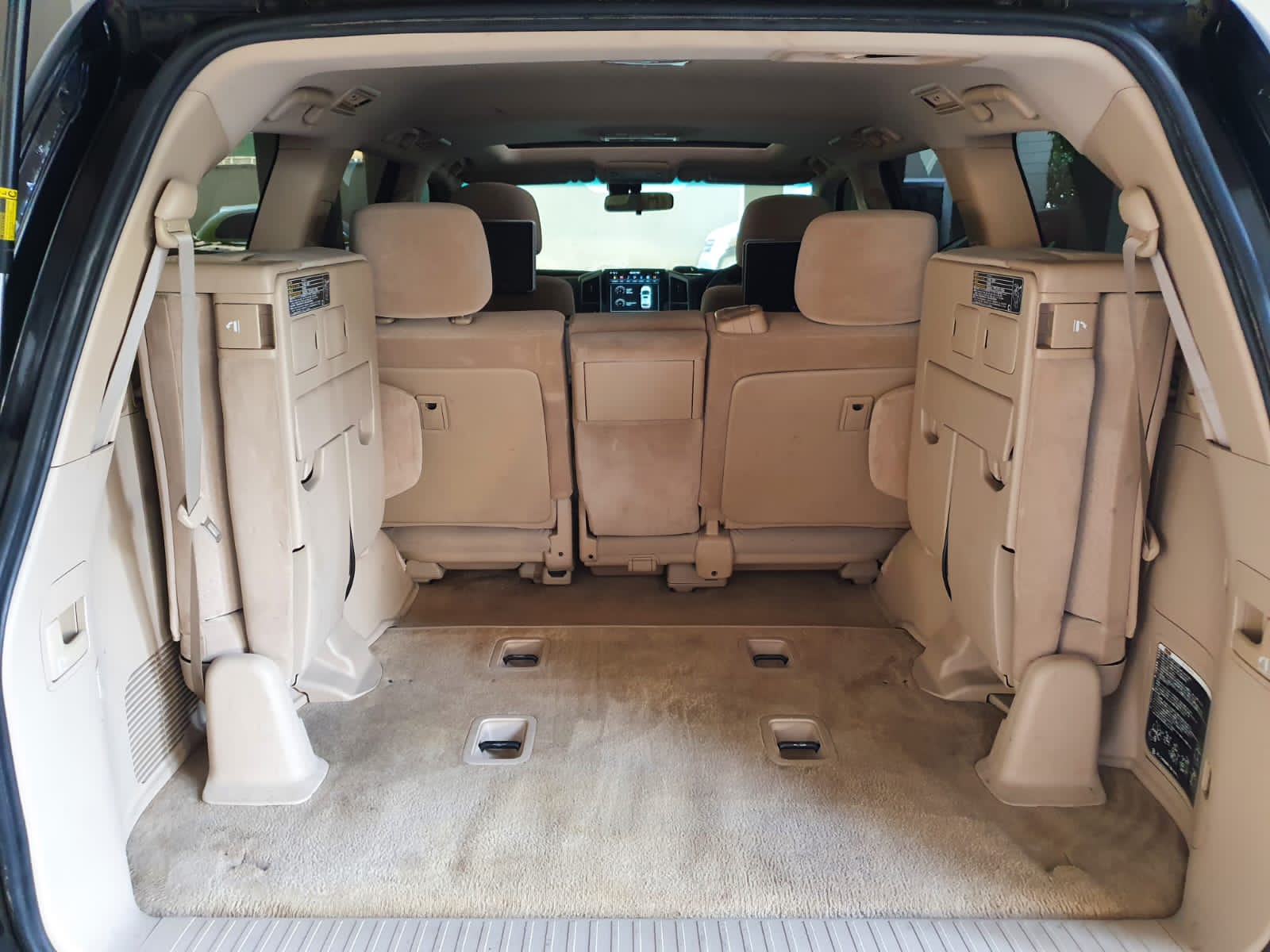 Toyota V8 2013 Local assembly with SUNROOF Pay 50% Deposit Trade in OK EXCLUSIVE