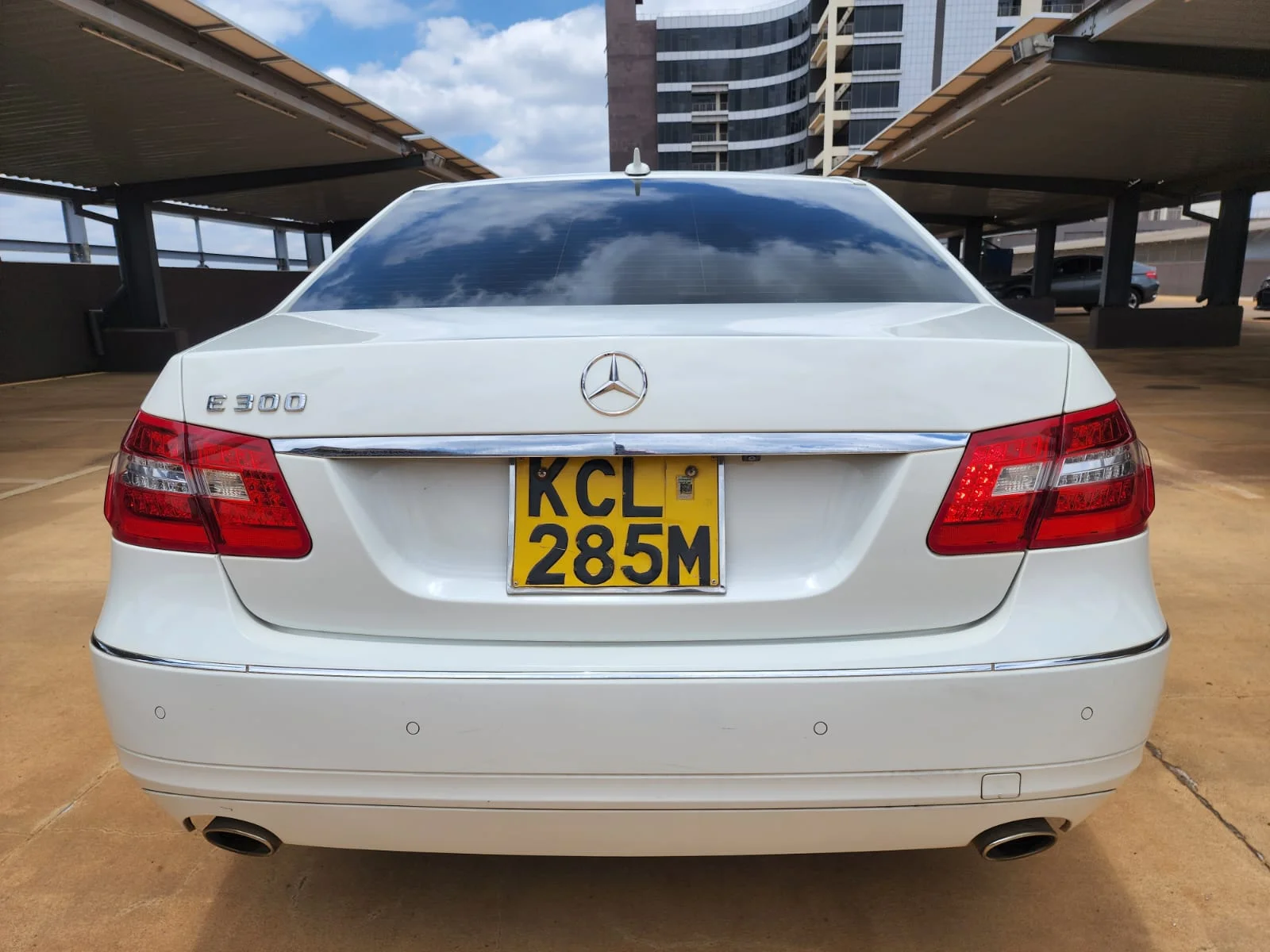 Mercedes E300 2010 sunroof leather Trade in OK