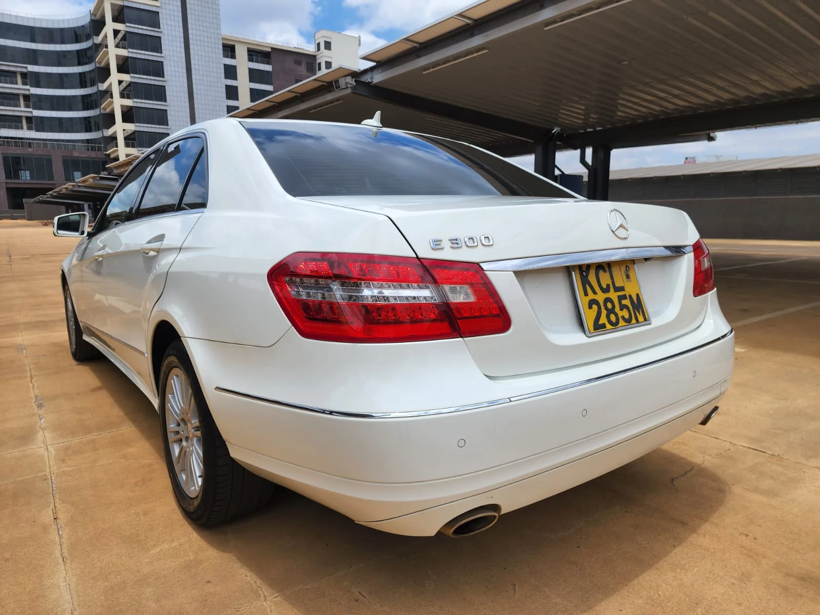 Mercedes E300 2010 sunroof leather Trade in OK