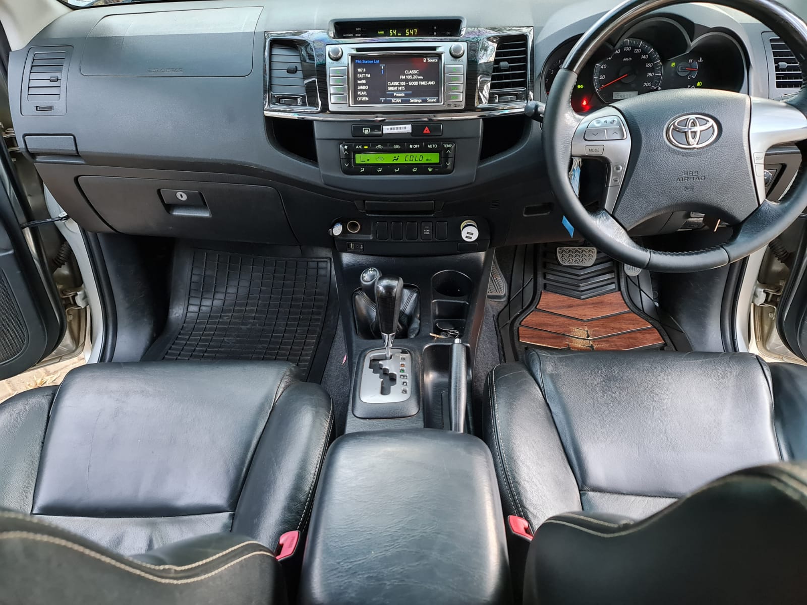 Toyota Fortuner LOCAL 2014 Pay 40% Deposit Trade in OK