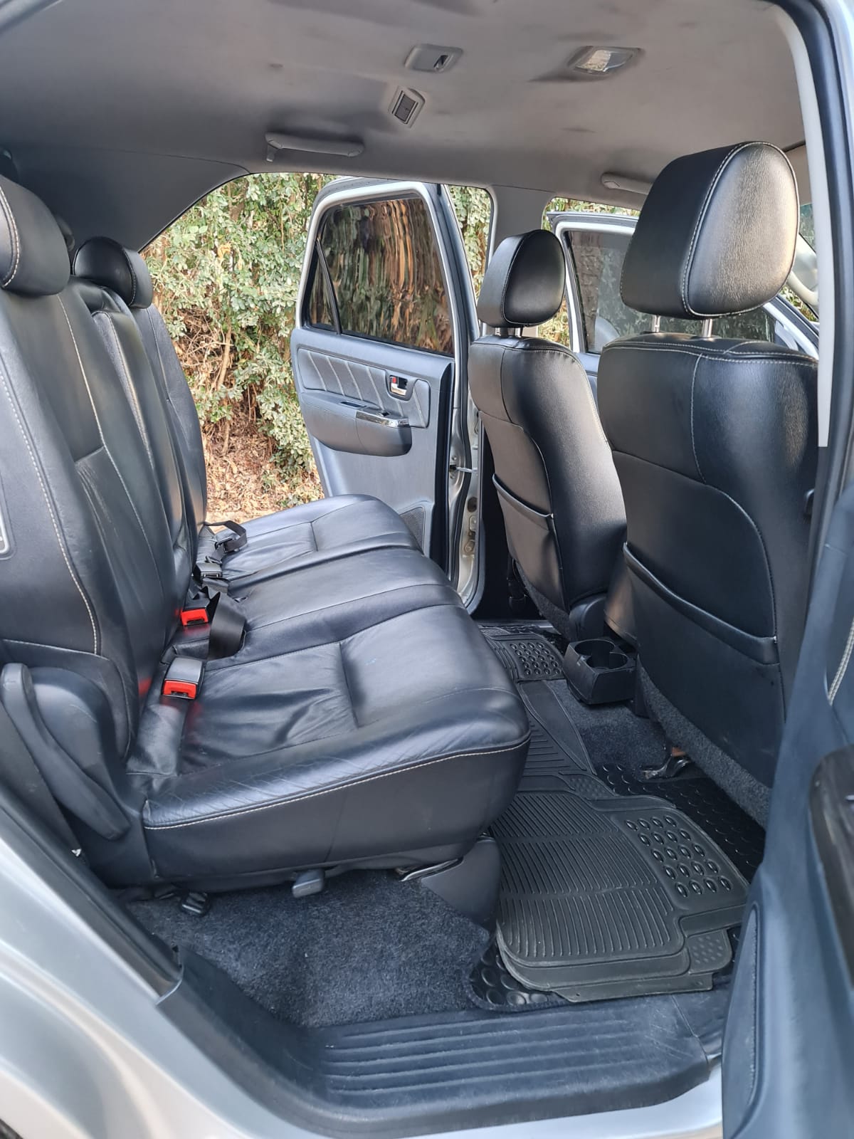 Toyota Fortuner LOCAL 2014 Pay 40% Deposit Trade in OK