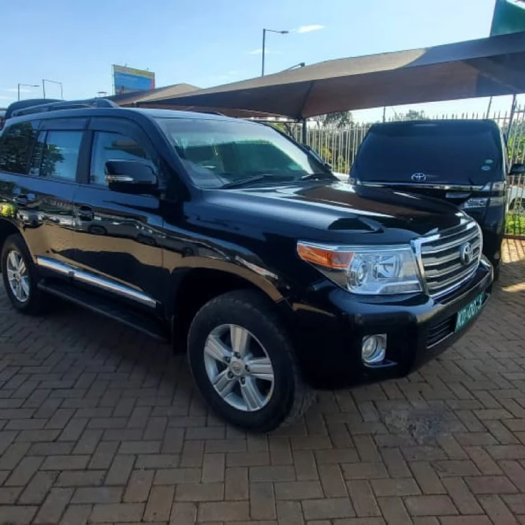 ARMOURED (Bullet proof) Toyota LANDCRUISER V8 Quick Sale LATEST 8 ARMOURED (Bullet proof) Toyota LANDCRUISER V8 Quick Sale LATEST