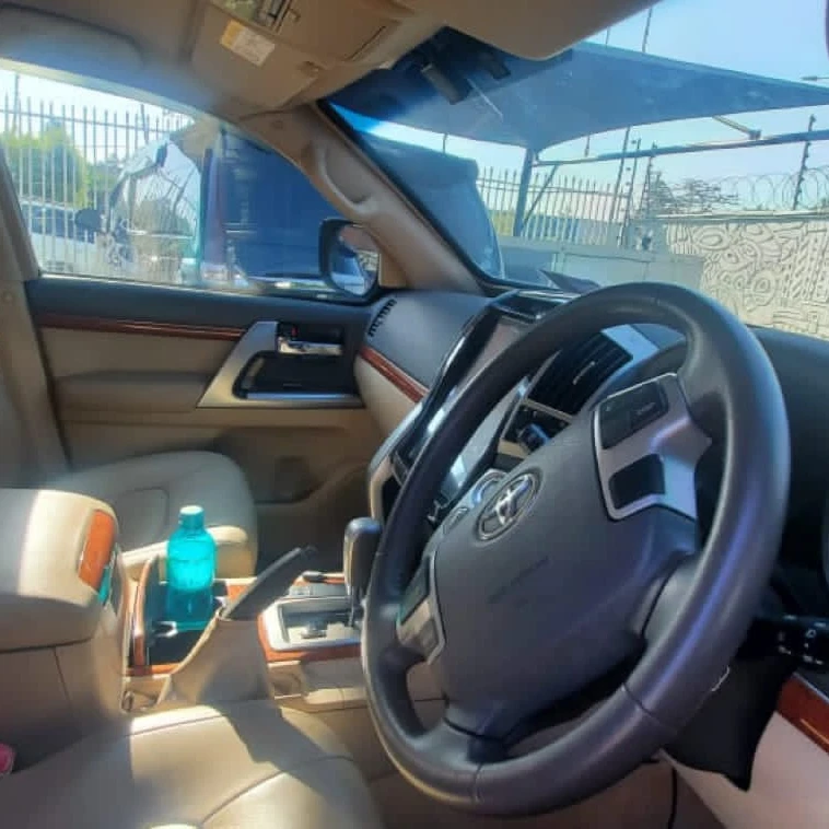 ARMOURED (Bullet proof) Toyota LANDCRUISER V8 Quick Sale LATEST 10 ARMOURED (Bullet proof) Toyota LANDCRUISER V8 Quick Sale LATEST