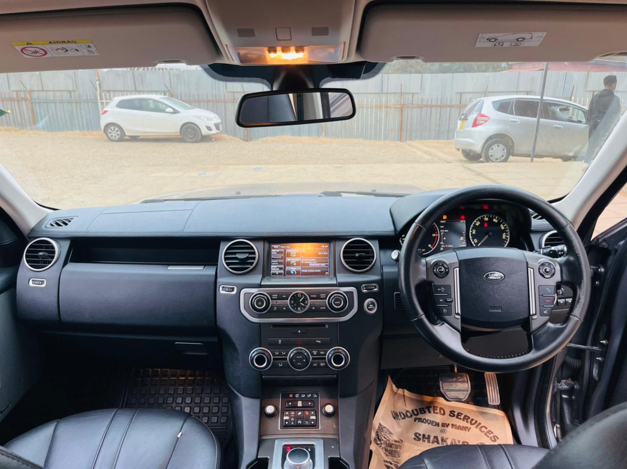 Land Rover Discovery 4 2015 4.7M ONLY Trade in Ok