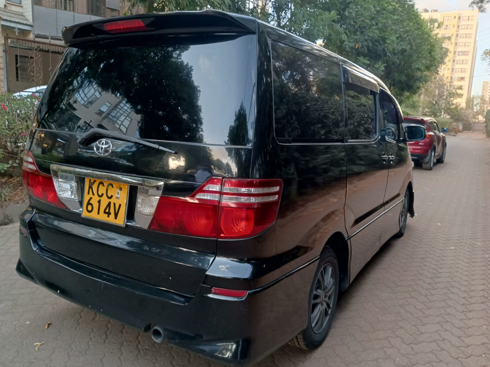 Toyota Alphard 2008 You Pay 20% Deposit Trade in OK , Cheapest