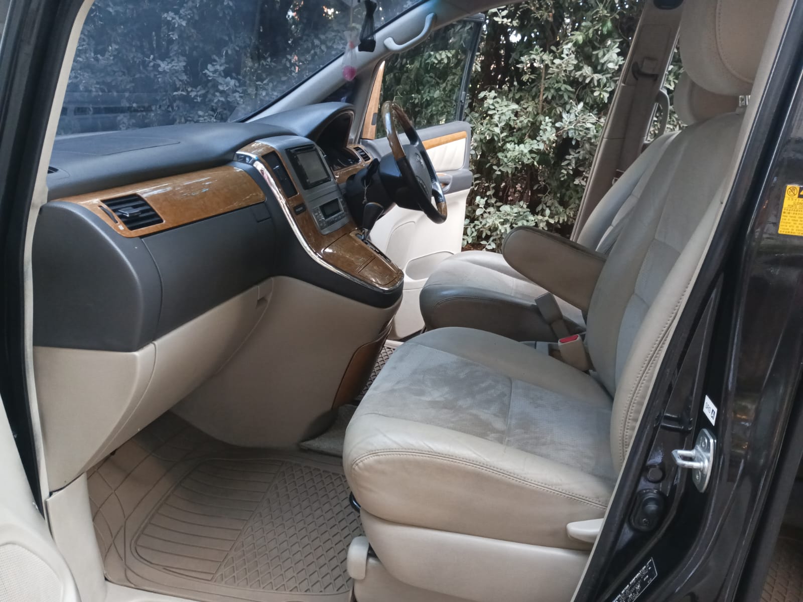 Toyota Alphard 2008 You Pay 20% Deposit Trade in OK , Cheapest