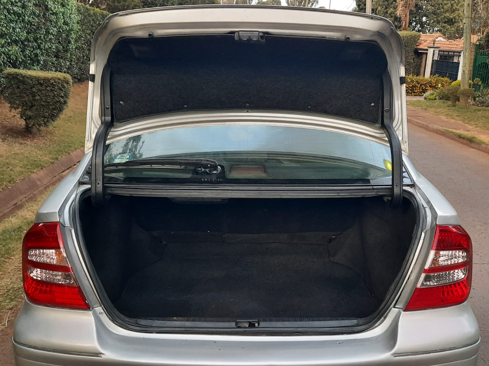 Toyota PREMIO 2005 You pay Deposit Trade in Ok Hot Deal