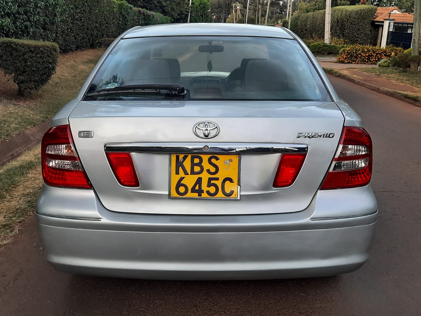 Toyota PREMIO 2005 You pay Deposit Trade in Ok Hot Deal