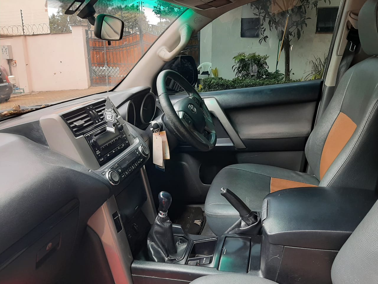 Toyota Prado 2011 LOCAL MANUAL DIESEL SUNROOF 1.9M Only! You Pay 30% Deposit Trade in OK