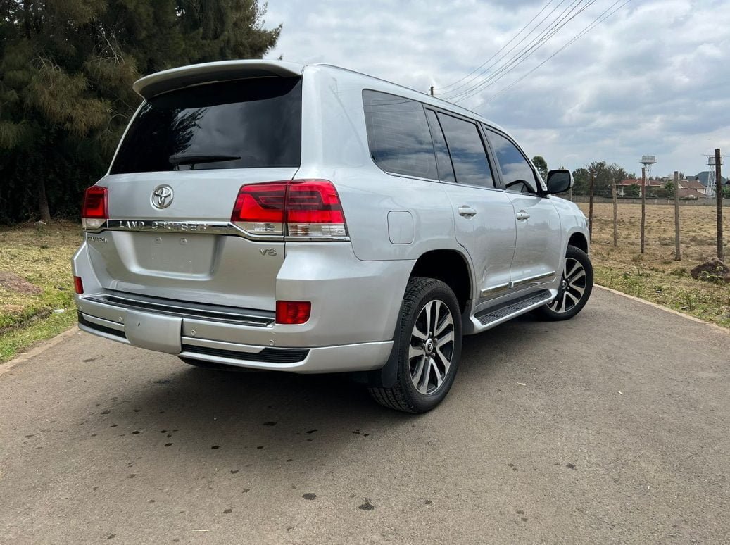 Landcruiser 4500 diesel V8