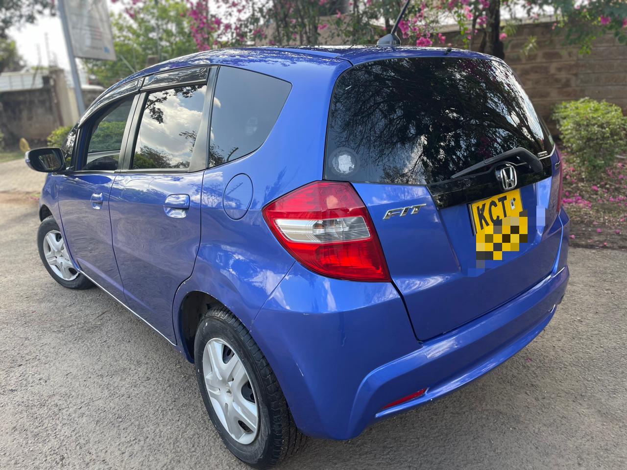 Honda fit 2011 CLEAN You Pay 20% Deposit Trade in OK Wow