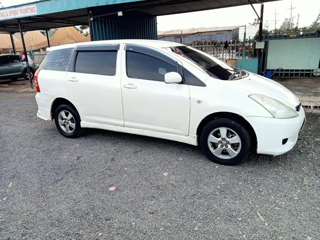 Toyota WISH 2006 450k NEGO You Pay 30% Deposit Trade in OK Wow