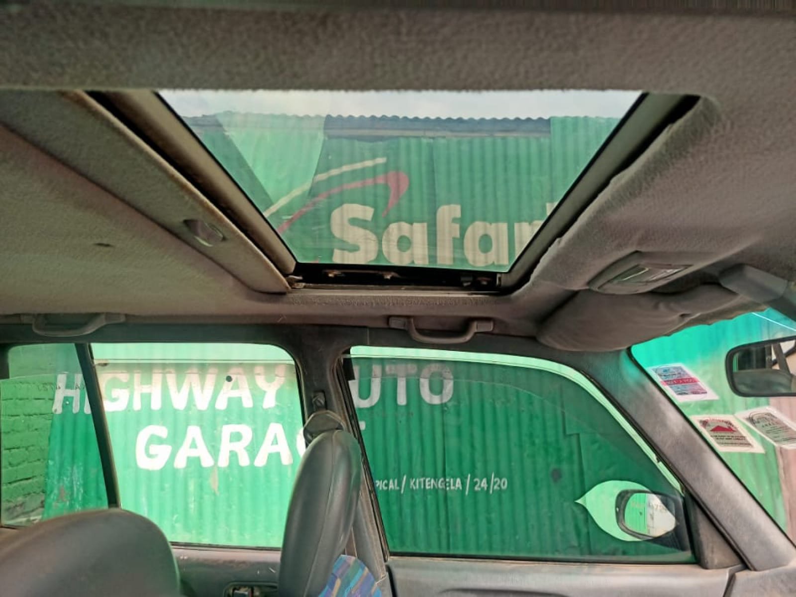 Toyota RAV4  Has SUNROOF 270K Only You Pay 100k DEPOSIT Trade in OK Wow