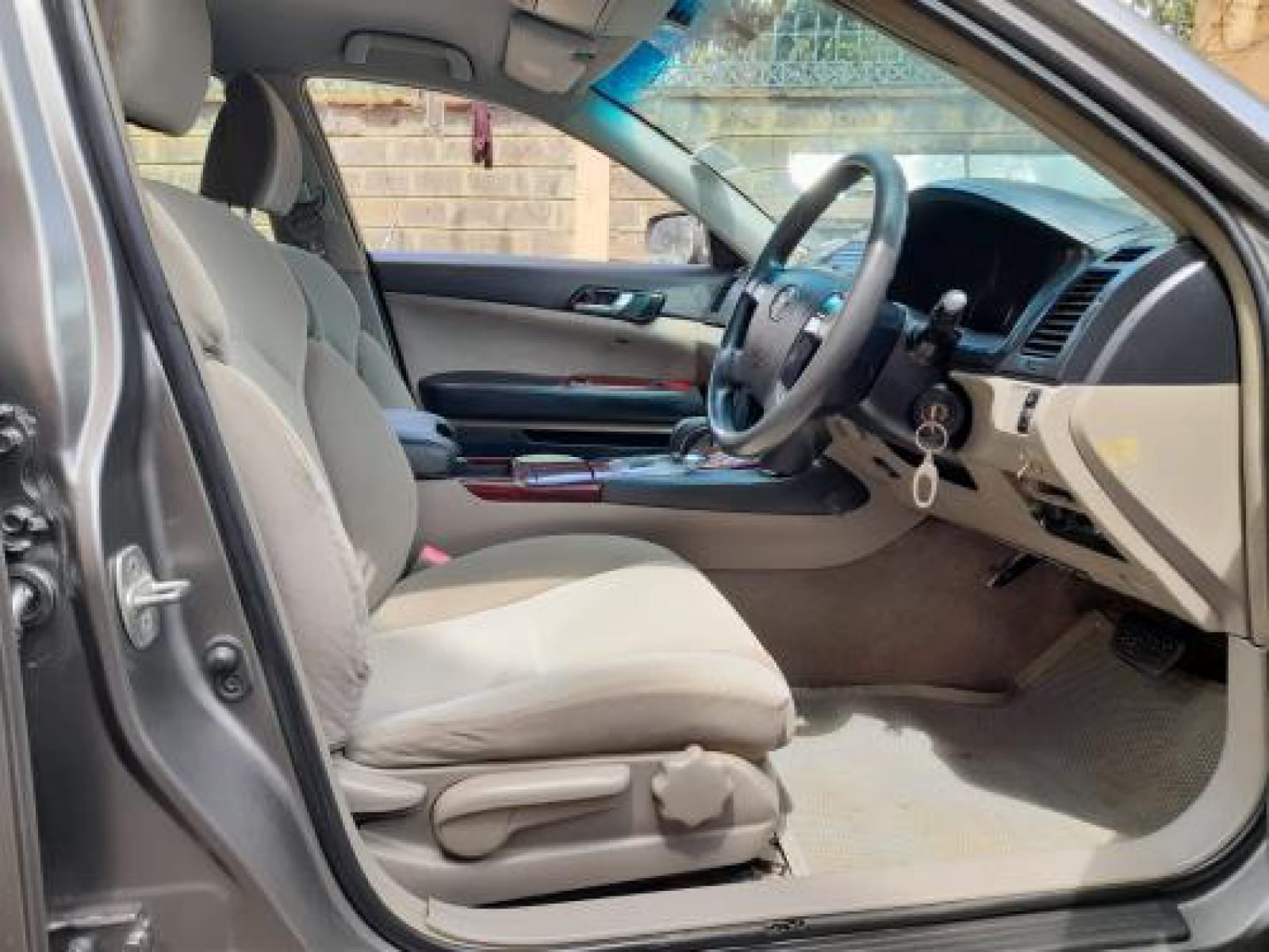 Toyota Mark X HOT You Pay 20% Deposit Trade in OK Wow