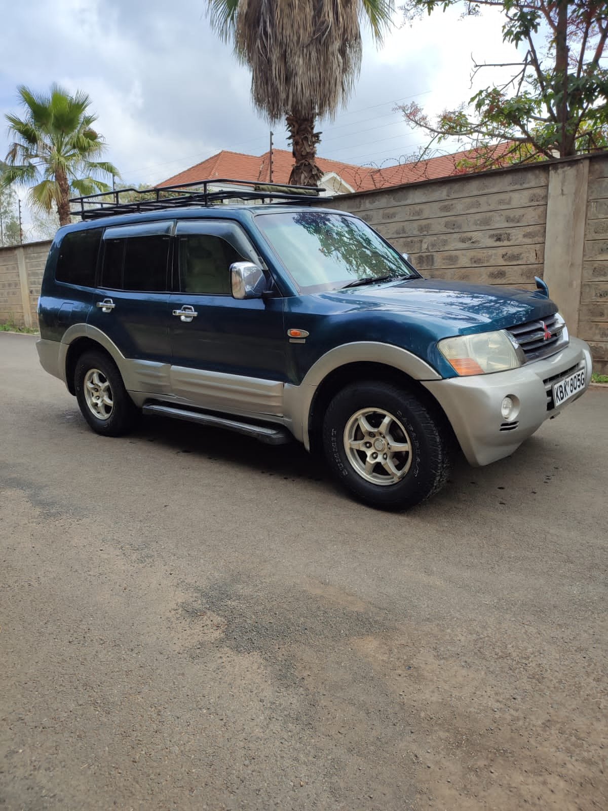 Mitsubishi Pajero Super Exceed SUNROOF You Pay 30% Deposit Trade in Ok Hot Deal