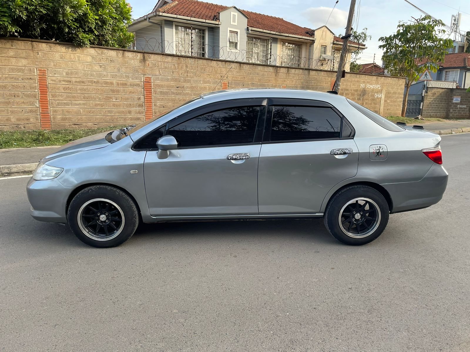 Honda fit Aria 2007 You Pay 20% Deposit Trade in OK For Sale in Kenya