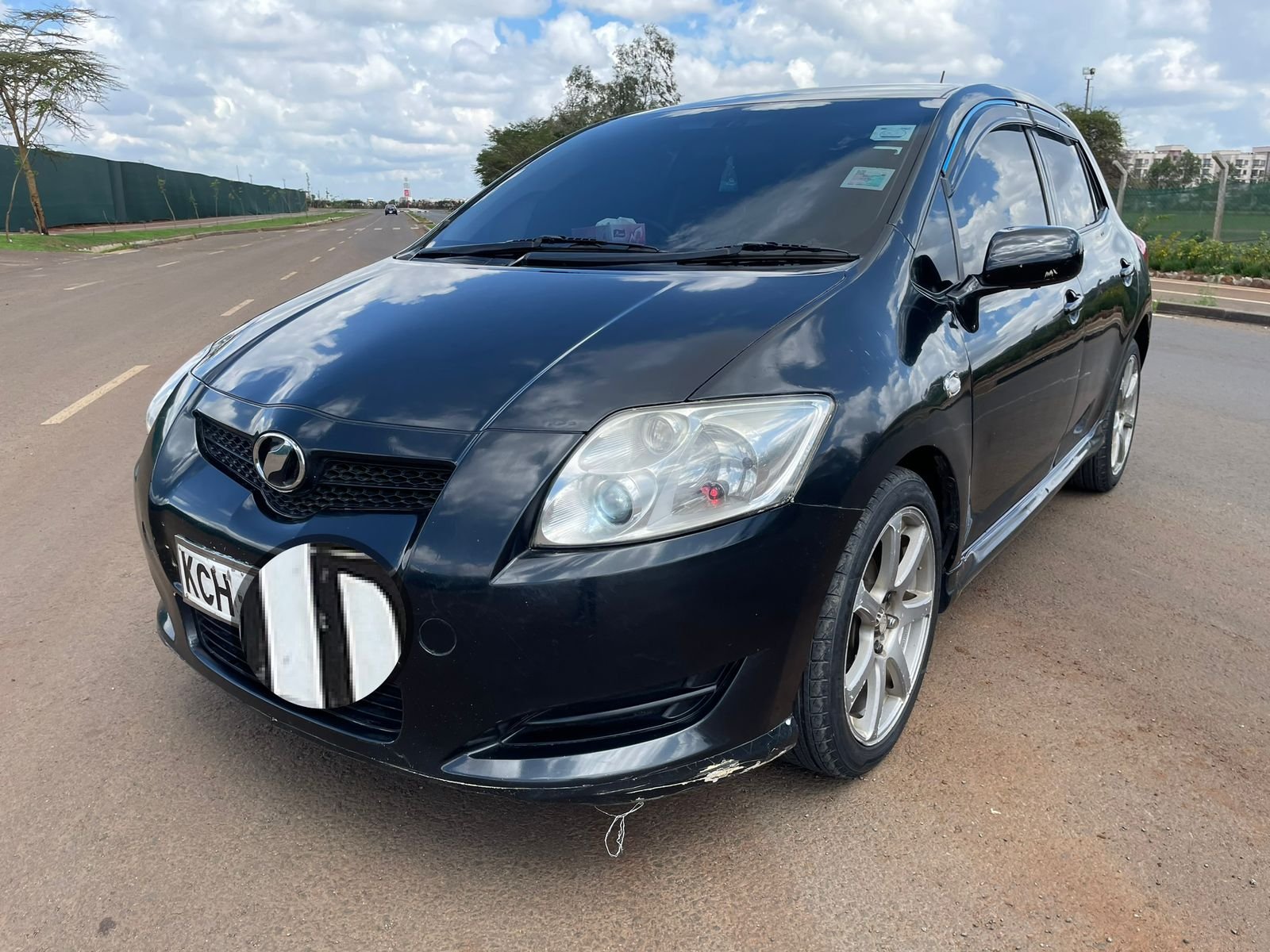 Toyota AURIS 2009 You Pay 30% Deposit Trade in OK For Sale in Kenya