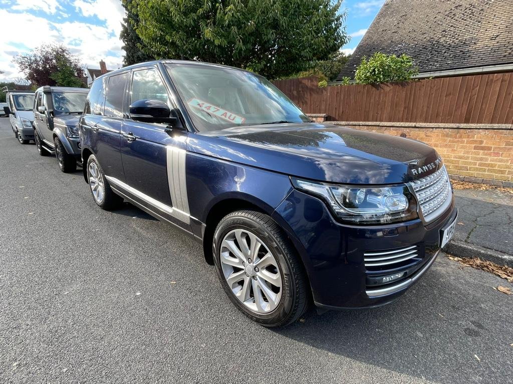 Cars Cars For Sale/Vehicles-Range Rover Vogue 2015 Fully Loaded Exclusive QUICK SALE